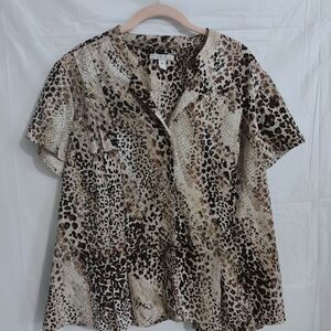 Dana Buchman Blouse In XL. Collared, Button Up, Leopard Print, Short Sleeves